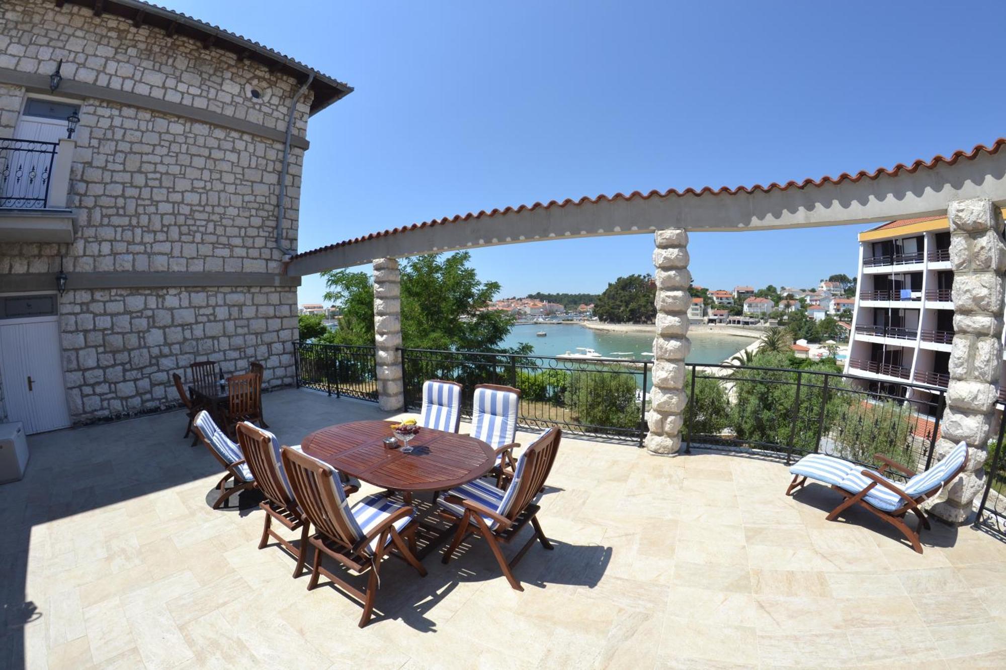Villas Arbia - Margita Beach Hotel Banjol Exterior photo
